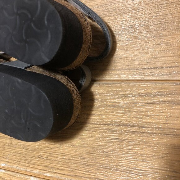 Naot women black & white leather sandals, 10 - Picture 8 of 11